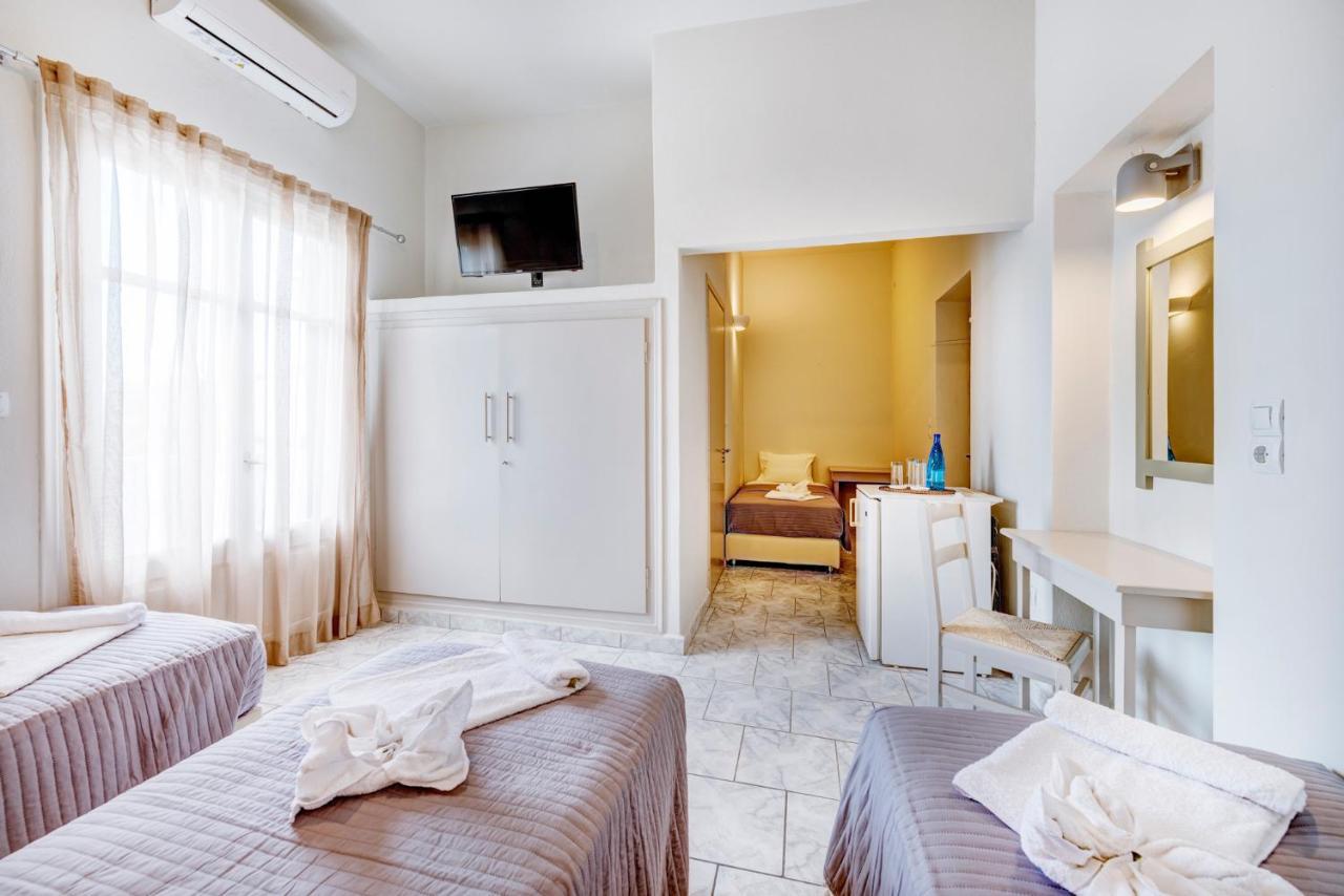 Hotel Kamelo Vári Zewnętrze zdjęcie