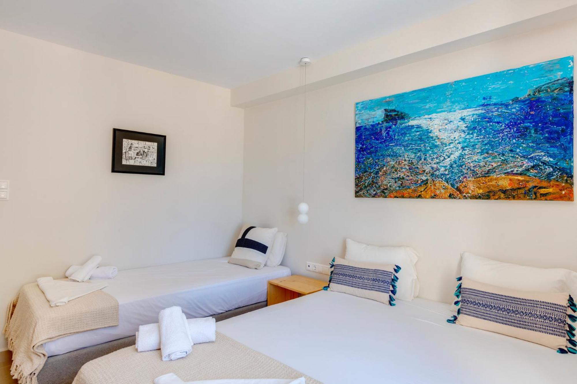 Hotel Kamelo Vári Zewnętrze zdjęcie