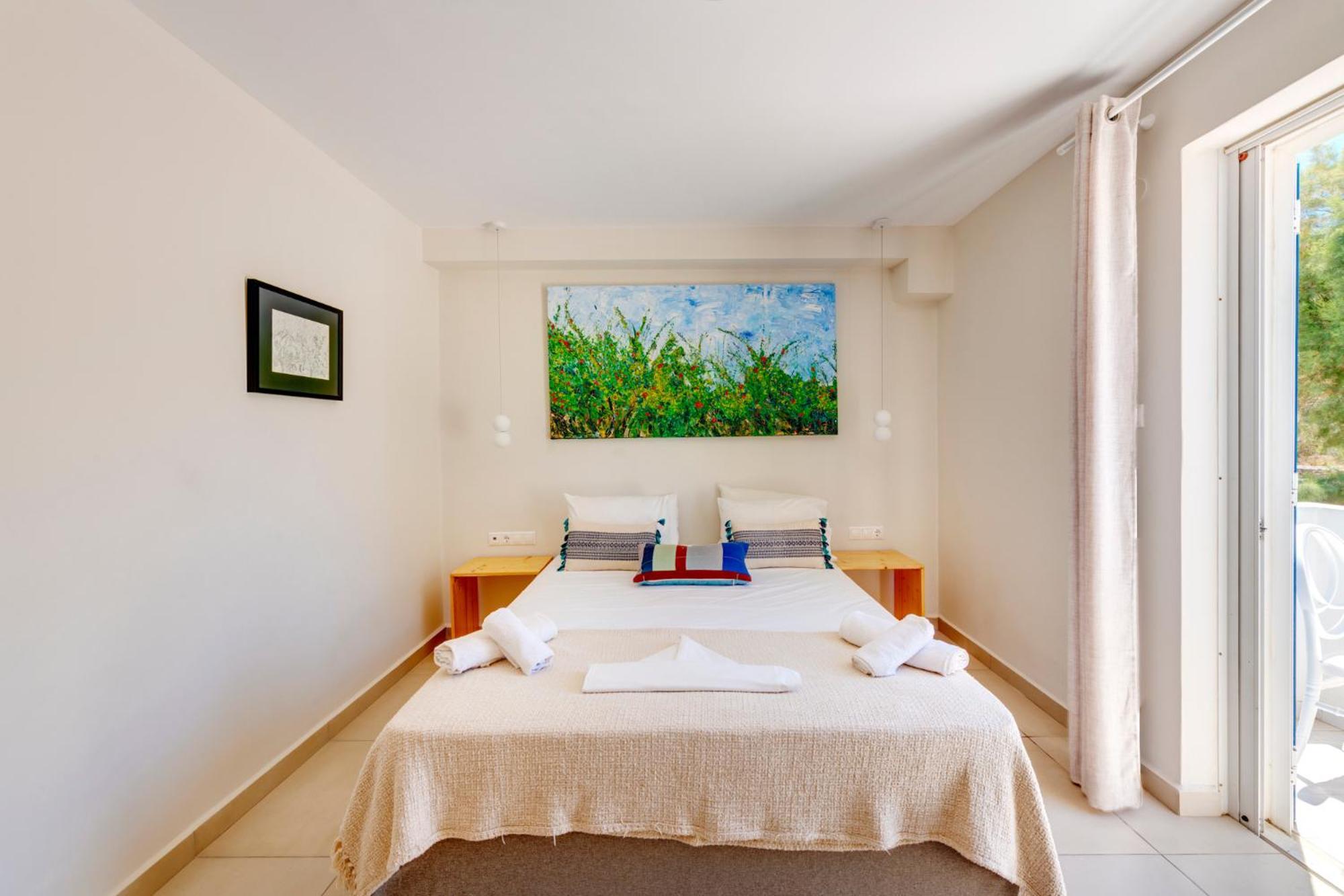 Hotel Kamelo Vári Zewnętrze zdjęcie